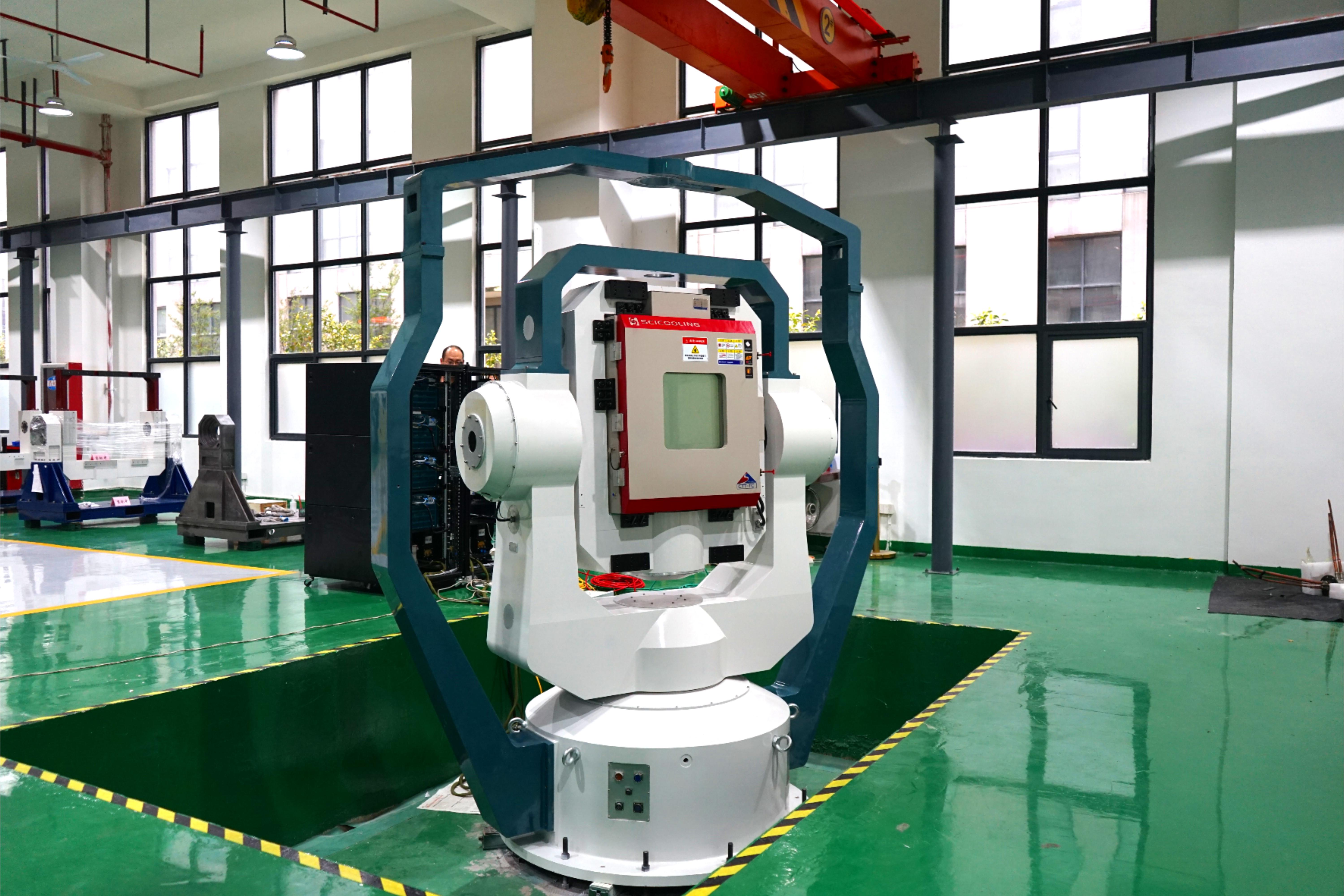 三轴温控仿真转台